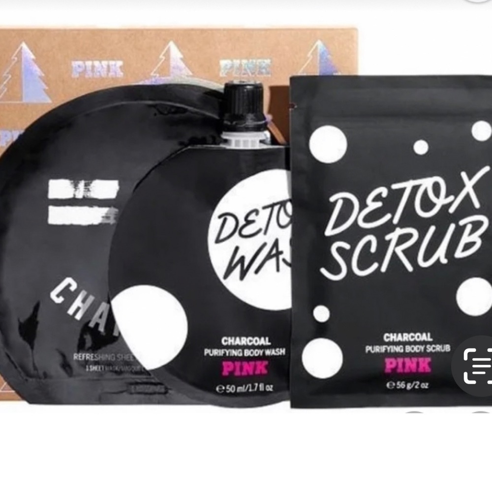 Victoria’s Secret PINK Charcoal Skin Care Pack